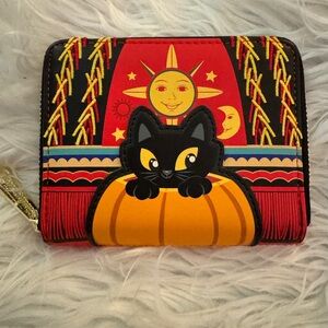 Loungefly Hocus Pocus Dani Binx Zip Around Wallet NWOT